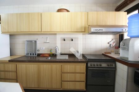 Apartamento para alugar com 63m², 1 quarto e 2 vagas Apartamento para alugar com 63m², 1 quarto e 2 vagasCozinha