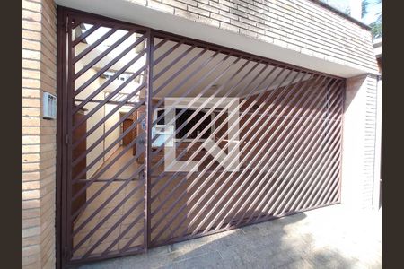 Casa à venda com 214m², 3 quartos e 2 vagasFachada casa