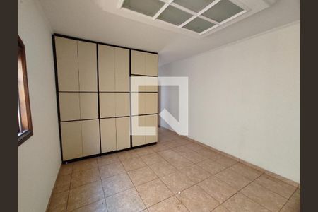 Casa à venda com 214m², 3 quartos e 2 vagasSala de jantar