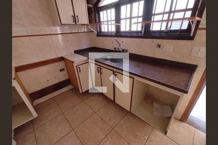 Casa à venda com 214m², 3 quartos e 2 vagasCozinha