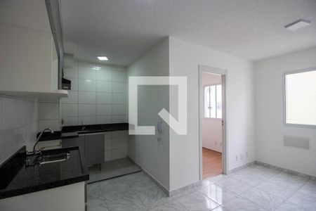 Sala de apartamento para alugar com 1 quarto, 35m² em Jardim Santo Antonio, São Paulo