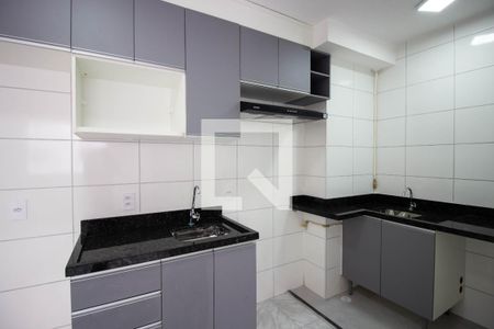 Apartamento para alugar com 35m², 2 quartos e sem vaga Apartamento para alugar com 35m², 2 quartos e sem vagaCozinha e Área de Serviço
