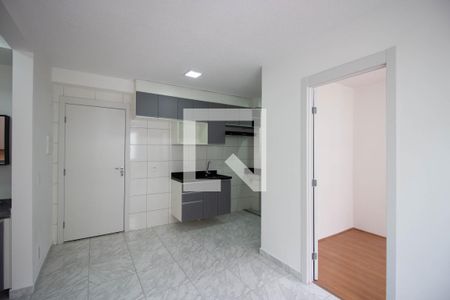 Sala de apartamento para alugar com 2 quartos, 35m² em Jardim Santo Antonio, São Paulo