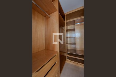 Apartamento para alugar com 55m², 1 quarto e 1 vagaCloset da suíte