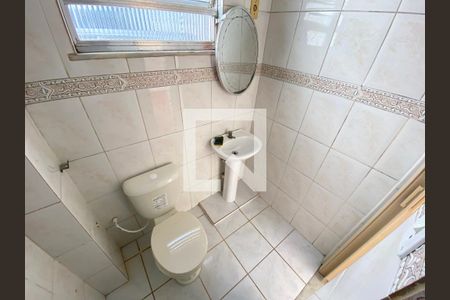 Apartamento à venda com 50m², 2 quartos e sem vaga Apartamento à venda com 50m², 2 quartos e sem vagaBanheiro