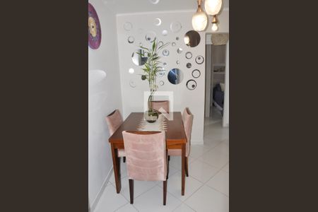 Apartamento à venda com 42m², 2 quartos e 1 vaga Apartamento à venda com 42m², 2 quartos e 1 vagaDetalhe Sala e Sala de Jantar