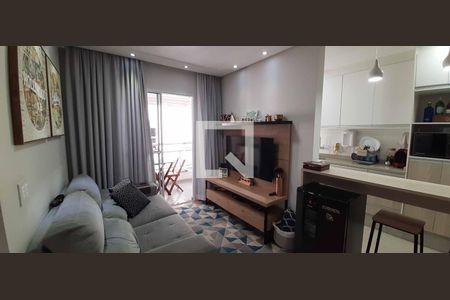 Sala de apartamento para alugar com 2 quartos, 60m² em Jardim Sindona, Osasco