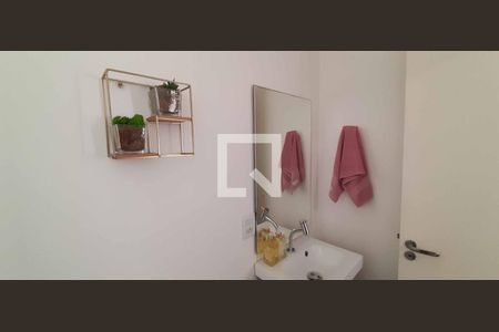 Apartamento à venda com 60m², 2 quartos e 1 vaga Apartamento à venda com 60m², 2 quartos e 1 vagaBanheiro da Suíte