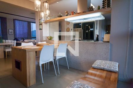 Apartamento à venda com 154m², 3 quartos e 3 vagas Apartamento à venda com 154m², 3 quartos e 3 vagassala de jantar