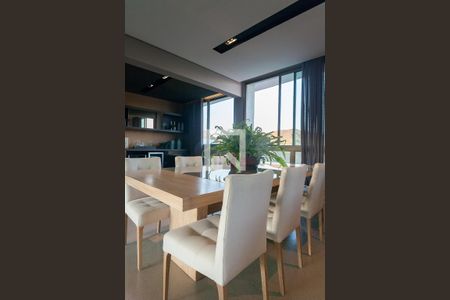 Apartamento à venda com 154m², 3 quartos e 3 vagas Apartamento à venda com 154m², 3 quartos e 3 vagassala tv