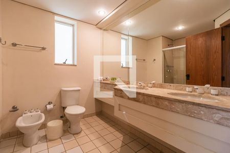 Banheiro de apartamento para alugar com 1 quarto, 77m² em Alphaville Centro Industrial E Empresarial/alphaville., Barueri