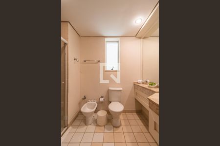 Banheiro de apartamento para alugar com 1 quarto, 77m² em Alphaville Centro Industrial E Empresarial/alphaville., Barueri
