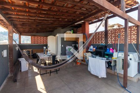 Apartamento à venda com 110m², 2 quartos e 1 vaga Apartamento à venda com 110m², 2 quartos e 1 vagaCobertura e Área de Serviço