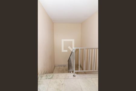 Apartamento à venda com 110m², 2 quartos e 1 vaga Apartamento à venda com 110m², 2 quartos e 1 vagaEntrada
