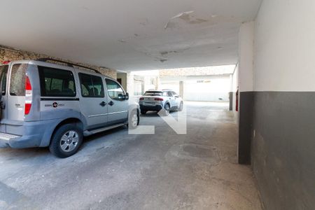 Apartamento à venda com 110m², 2 quartos e 1 vaga Apartamento à venda com 110m², 2 quartos e 1 vagaÁrea comum - Garagem