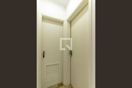 Corredor de apartamento para alugar com 1 quarto, 35m² em Vila Uberabinha, São Paulo