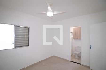 Casa de condomínio à venda com 95m², 2 quartos e 1 vagaQuarto