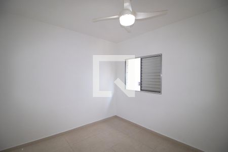 Casa de condomínio à venda com 95m², 2 quartos e 1 vagaQuarto