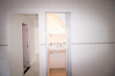 Casa de condomínio à venda com 95m², 2 quartos e 1 vagaCloset
