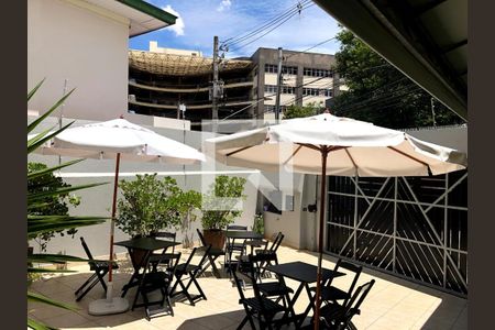 Casa à venda com 4 quartos, 259m² em Vila Mariana, São Paulo