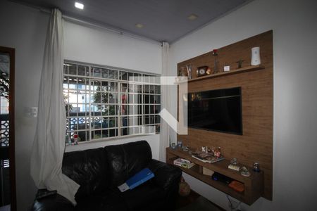 Sala de casa à venda com 3 quartos, 300m² em Vila São Paulo, São Paulo