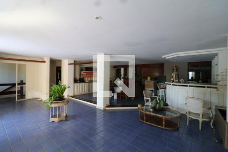 Sala 1 de casa para alugar com 5 quartos, 80m² em Jardim Guanabara, Rio de Janeiro