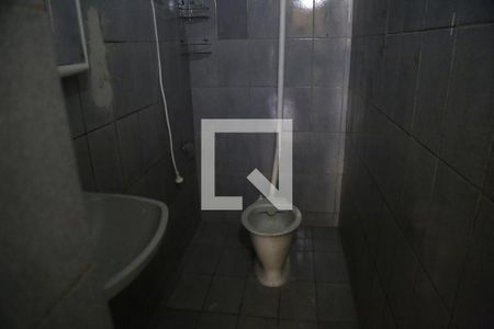 Banheiro da Suíte de casa para alugar com 2 quartos, 96m² em Vila Bonilha, São Paulo