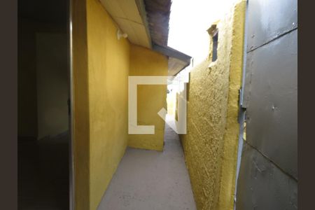 Casa para alugar com 75m², 2 quartos e sem vagaCorredor Externo