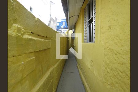 Casa para alugar com 75m², 2 quartos e sem vagaCorredor Externo