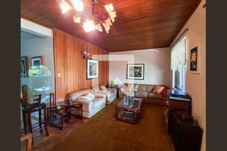 Sala de casa à venda com 3 quartos, 300m² em Sion, Belo Horizonte