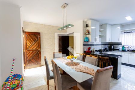 Casa à venda com 250m², 3 quartos e 4 vagas Casa à venda com 250m², 3 quartos e 4 vagasCozinha
