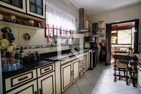 Casa à venda com 600m², 3 quartos e 3 vagasCozinha