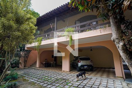 Quintal de casa à venda com 3 quartos, 600m² em Vila Progresso, Niterói