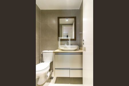 Apartamento para alugar com 60m², 2 quartos e 2 vagas Apartamento para alugar com 60m², 2 quartos e 2 vagasBanheiro da Suíte