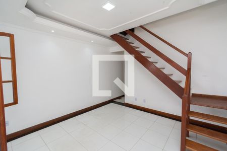 Sala de casa à venda com 3 quartos, 130m² em Diamante, Belo Horizonte