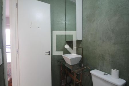 Banheiro de kitnet/studio para alugar com 1 quarto, 39m² em Cambuci, São Paulo