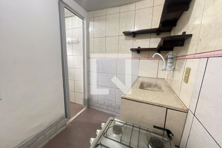 Cozinha de casa para alugar com 1 quarto, 40m² em Jardim Primavera, Duque de Caxias