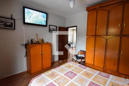 Casa à venda com 360m², 4 quartos e 4 vagas Casa à venda com 360m², 4 quartos e 4 vagasQuarto 3