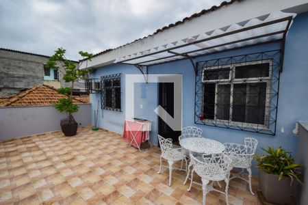 Casa à venda com 360m², 4 quartos e 4 vagas Casa à venda com 360m², 4 quartos e 4 vagasVaranda (Segundo Andar)