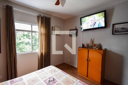 Casa à venda com 360m², 4 quartos e 4 vagas Casa à venda com 360m², 4 quartos e 4 vagasQuarto 3
