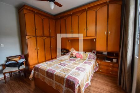 Casa à venda com 360m², 4 quartos e 4 vagas Casa à venda com 360m², 4 quartos e 4 vagasQuarto 3