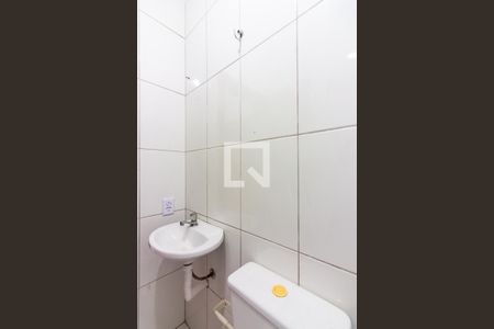 Banheiro de casa para alugar com 1 quarto, 40m² em Mutinga, Osasco