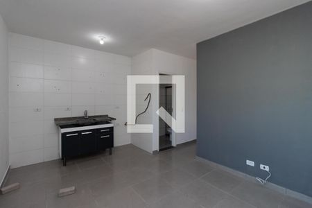 Sala/Cozinha de apartamento para alugar com 1 quarto, 40m² em Vila Constança, São Paulo