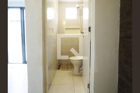 Sala/Cozinha Americana - Entrada Banheiro de casa para alugar com 1 quarto, 45m² em Jardim Líbano, São Paulo
