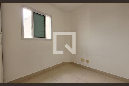 Quarto 2 de apartamento para alugar com 2 quartos, 44m² em Vila Alpina, Santo André