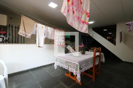 Casa à venda com 452m², 4 quartos e 12 vagasÁrea Social