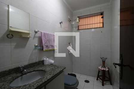 Casa à venda com 452m², 4 quartos e 12 vagasBanheiro de Serviço