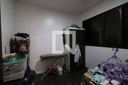 Casa à venda com 452m², 4 quartos e 12 vagasQuarto de Serviço