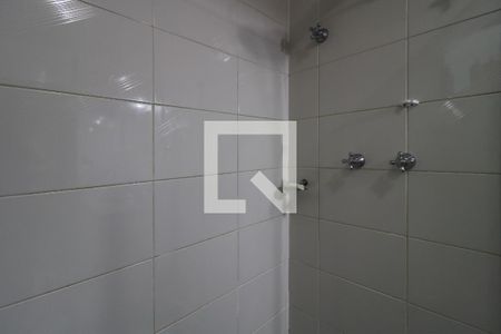 Casa à venda com 452m², 4 quartos e 12 vagasBanheiro da Suíte 2