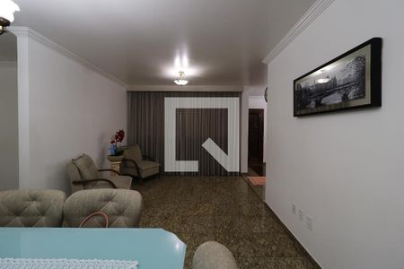 Casa à venda com 452m², 4 quartos e 12 vagasSala de Jantar